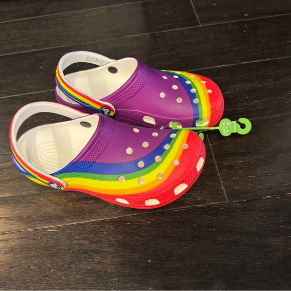 NWT UNISEX RAINBOW CROCS - Picture 2 of 4